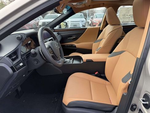 Used 2025 Lexus ES 350 Premium w/ Premium Package image 13
