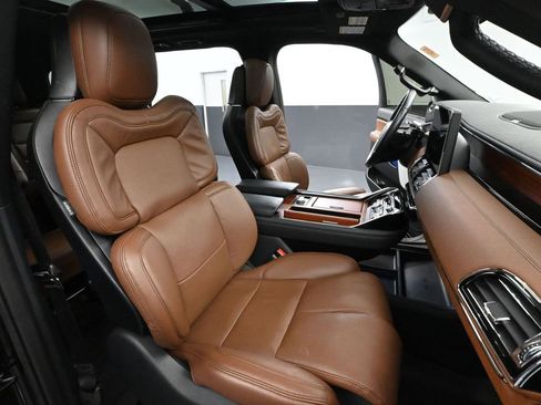 Used 2024 Lincoln Navigator Reserve w/ Equipment Group 201A image 61