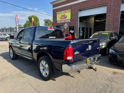 Used 2018 RAM 1500 Big Horn AWD/4WD image 3