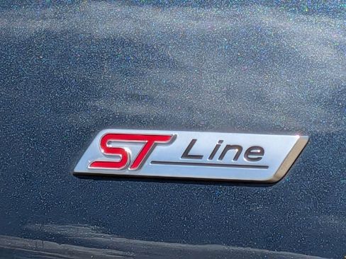 Used 2024 Ford Explorer ST-Line w/ Class IV Trailer Tow Package RWD image 14