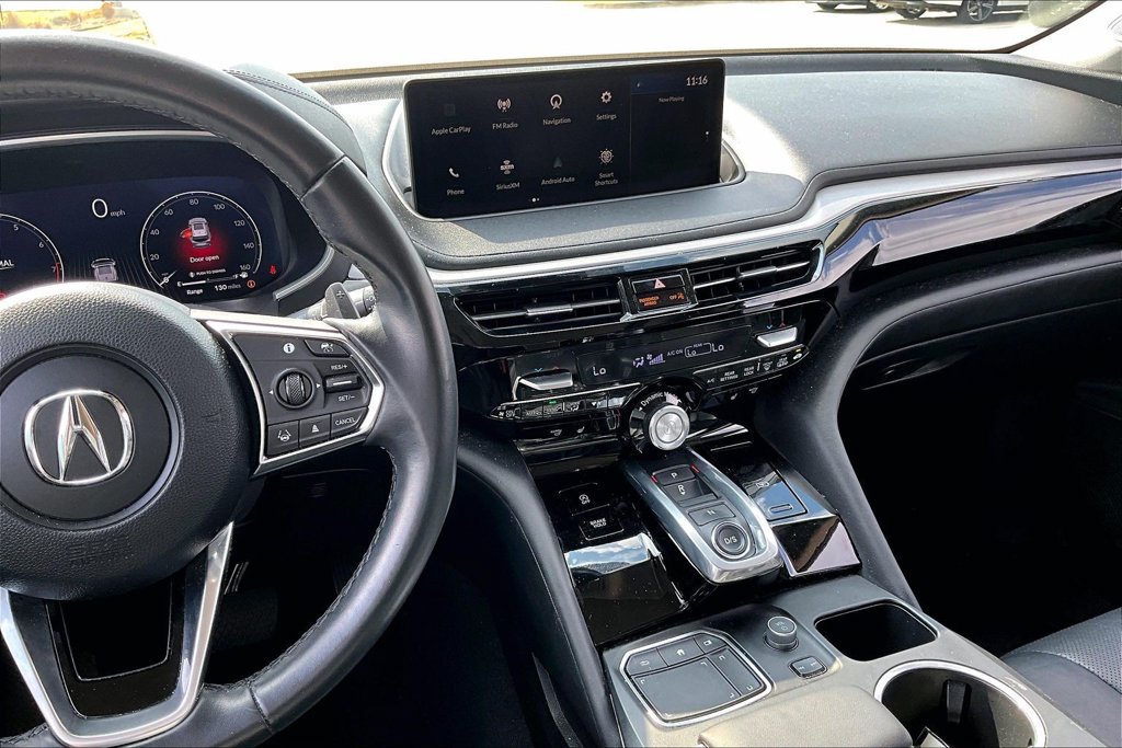 Used 2023 Acura MDX w/ Technology Package AWD/4WD image 8