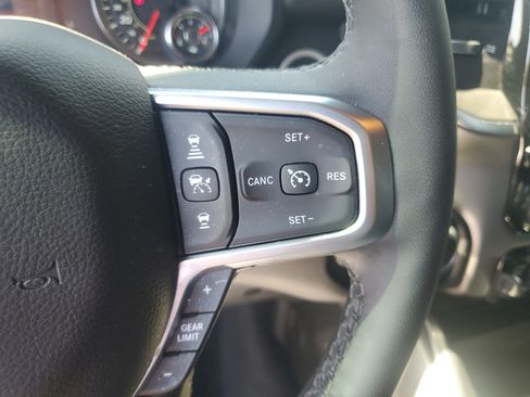Used 2025 RAM 1500 Big Horn AWD/4WD image 17