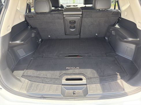 Used 2017 Nissan Rogue SL AWD/4WD image 31