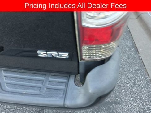 Used 2015 Toyota Tacoma 4x4 Double Cab w/ TRD Sport Package image 17