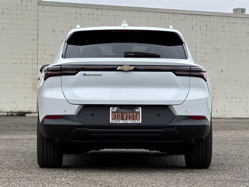 New 2026 Chevrolet Equinox EV LT image 5