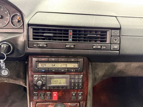 Used 2002 Mercedes-Benz SL 500 image 52