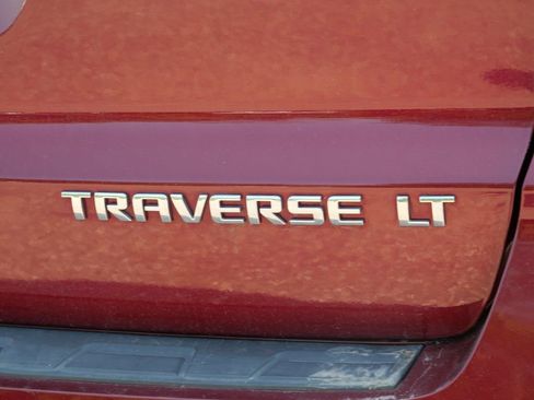 Used 2016 Chevrolet Traverse LT w/ Style and Technology Package AWD/4WD image 8