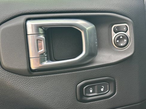 Used 2024 Jeep Wrangler Unlimited Rubicon 392 AWD/4WD image 14