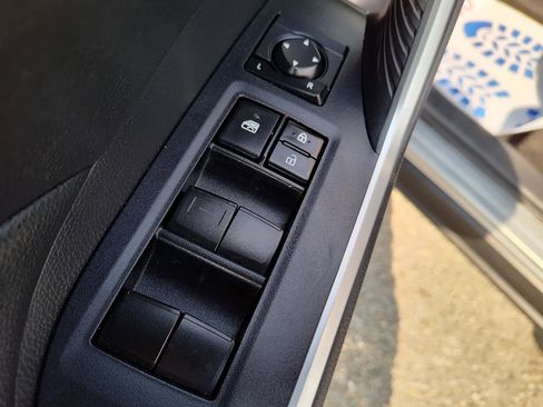 Used 2020 Toyota RAV4 XLE image 16