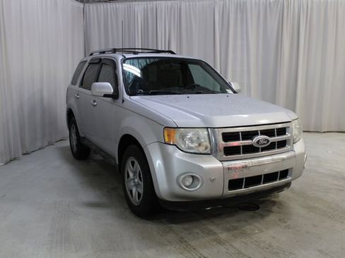 Used 2010 Ford Escape Limited image 35
