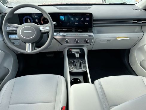 New 2026 Hyundai Kona SE image 12