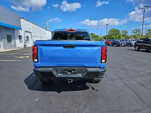 New 2025 Chevrolet Colorado Trail Boss w/ Midnight Edition AWD/4WD image 4