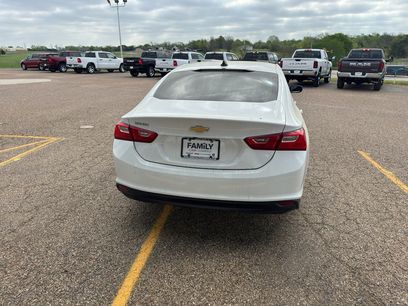 Used 2019 Chevrolet Malibu LS w/ LPO, Convenience Package 1