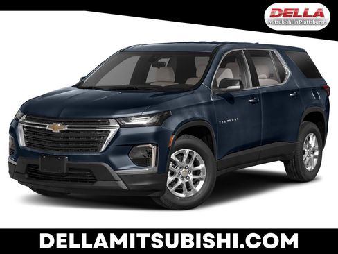 Used 2023 Chevrolet Traverse LT w/ Rear Camera Mirror Package AWD/4WD image 1