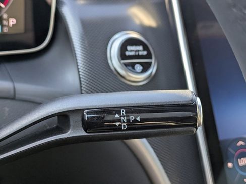 Certified 2025 Mercedes-Benz GLC 300 image 12