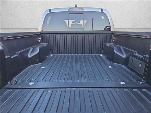 Used 2022 Toyota Tacoma SR5 image 6