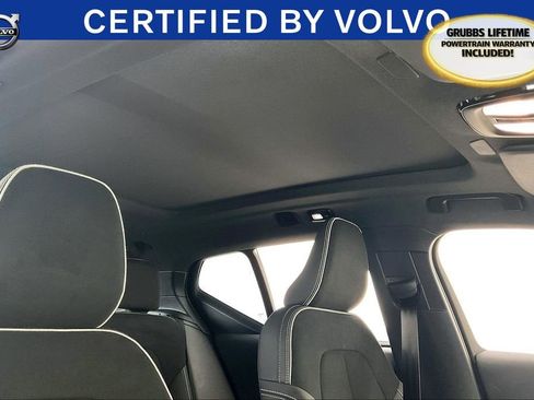 Certified 2025 Volvo XC40 B5 Plus image 23