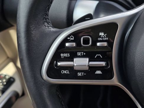 Used 2021 Mercedes-Benz GLB 250 image 28