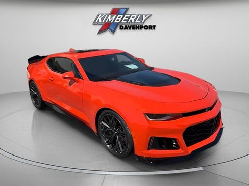 Used 2019 Chevrolet Camaro ZL1 RWD image 6