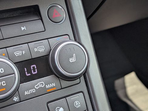 Used 2018 Land Rover Range Rover Evoque HSE AWD/4WD image 18
