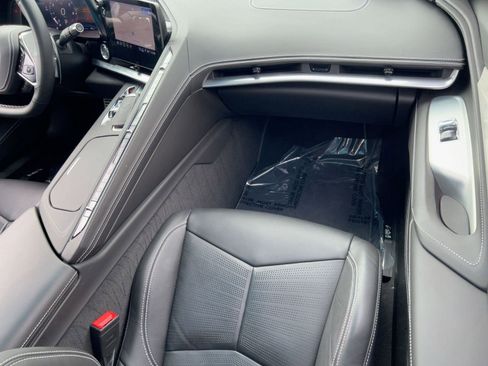 Used 2021 Chevrolet Corvette 3LT image 29