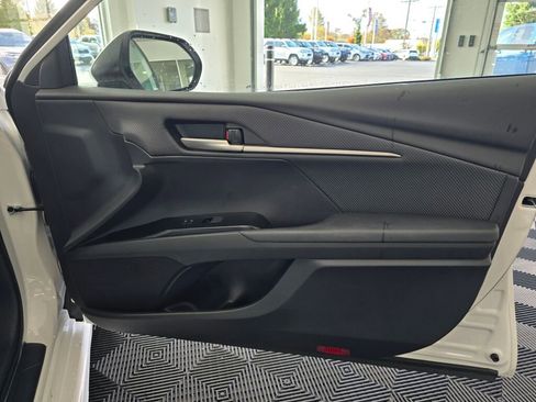 Certified 2025 Toyota Camry SE image 44