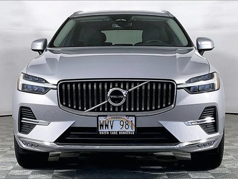 Used 2023 Volvo XC60 B5 Ultimate w/ Protection Package Premier FWD image 2