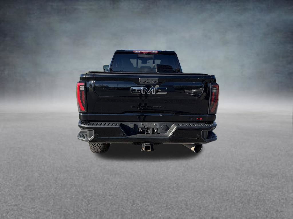 Used 2024 GMC Sierra 2500 AT4 w/ AT4 Premium Plus Package AWD/4WD image 4