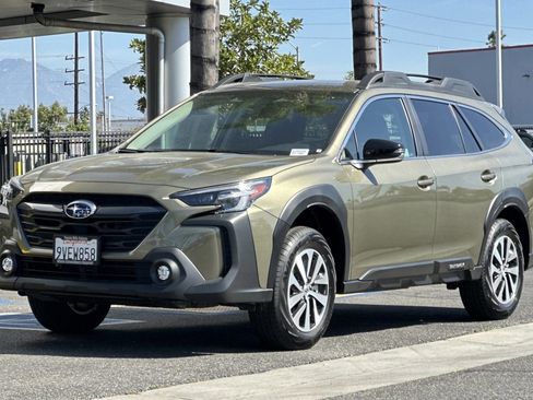 Certified 2025 Subaru Outback Premium image 10