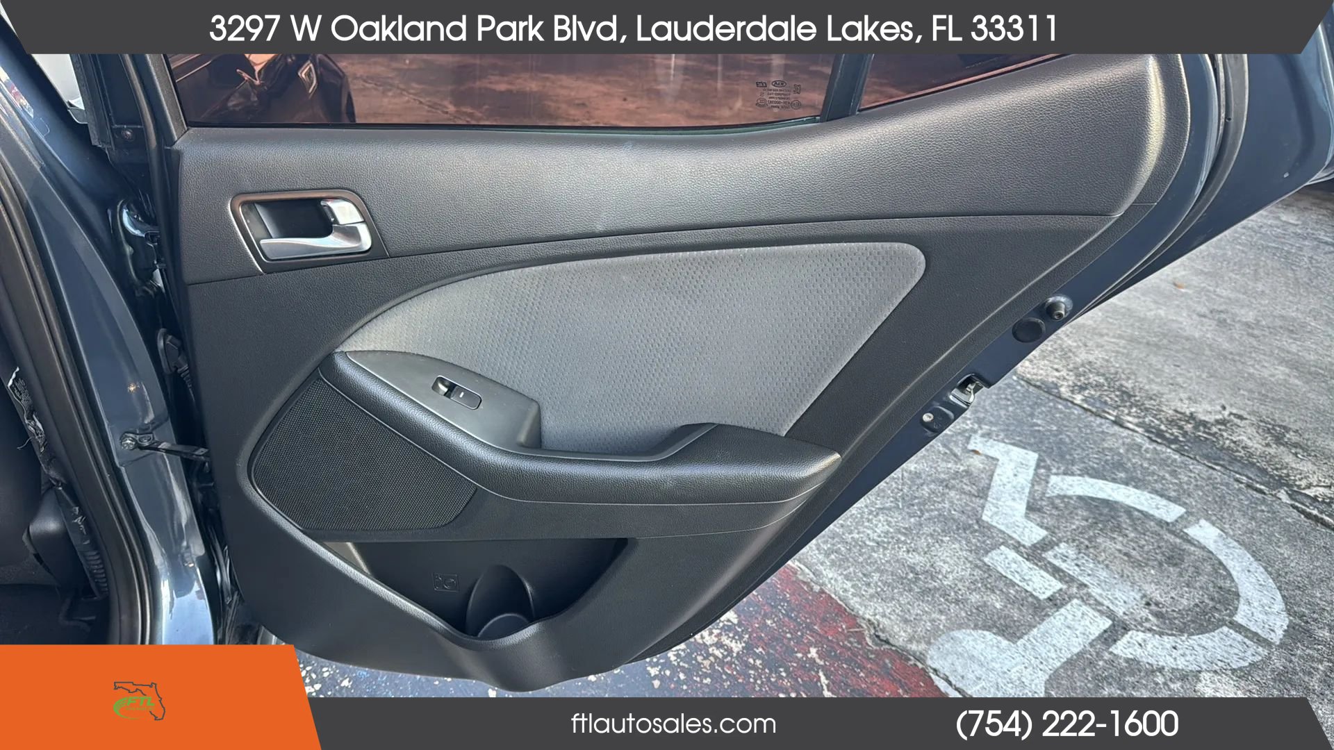 Used 2015 Kia Optima LX FWD image 33