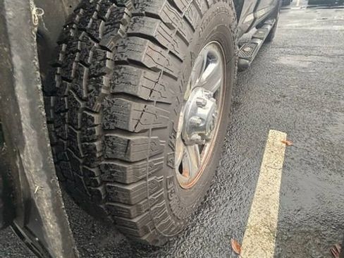 Used 2014 RAM 2500 Tradesman w/ Chrome Appearance Group image 8