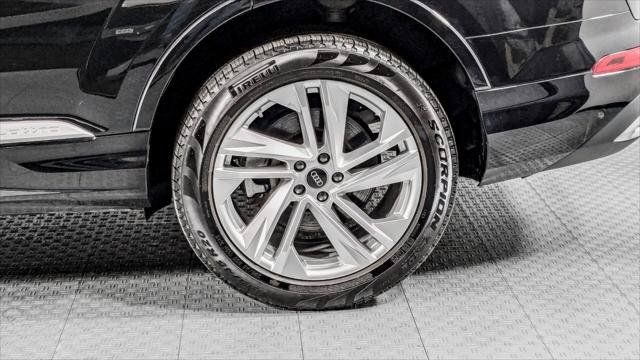 Used 2023 Audi Q7 2.0T Premium Plus w/ Premium Plus Package AWD/4WD image 38