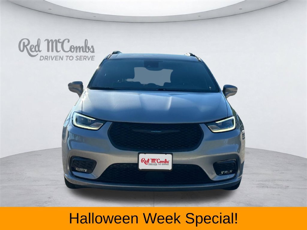 Used 2021 Chrysler Pacifica Touring w/ S Appearance Package FWD image 2
