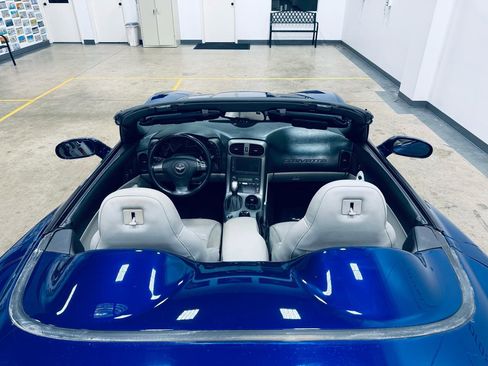 Used 2007 Chevrolet Corvette Convertible w/ Preferred Equipment Group image 33