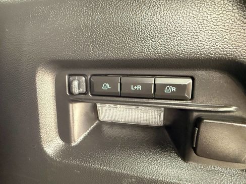 Used 2025 Ford Explorer Platinum w/ LUX Leather Package image 35