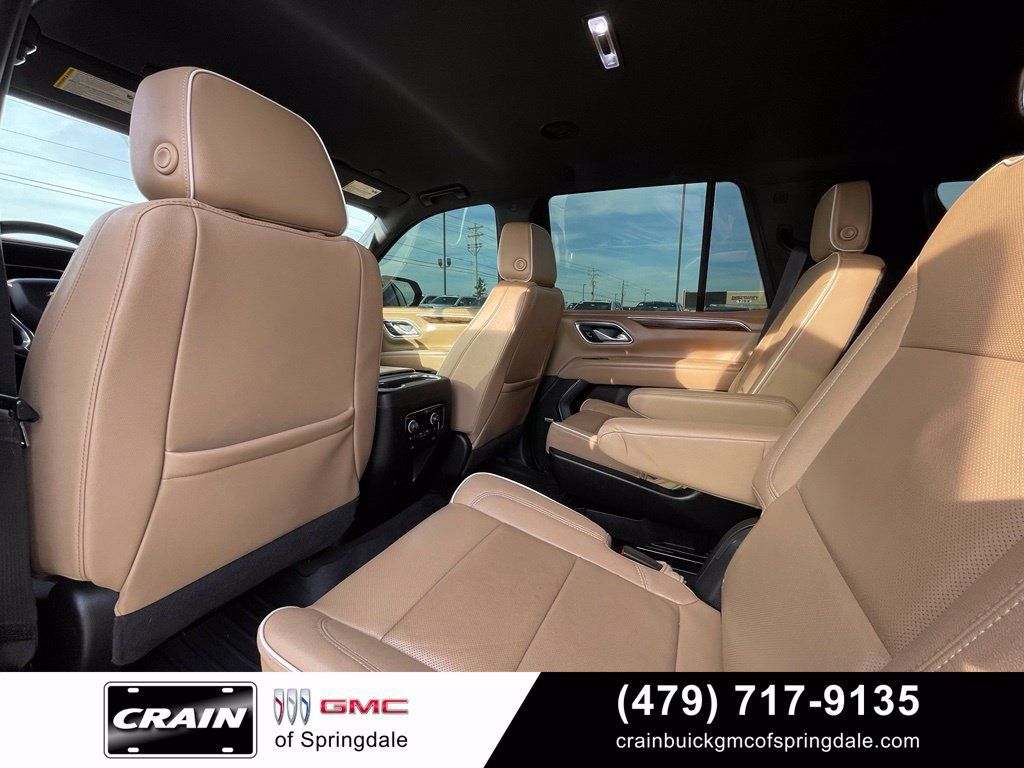 Used 2024 Chevrolet Tahoe Premier AWD/4WD image 28