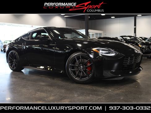 Used 2024 Nissan Z Performance w/ Floor Mat Package RWD image 1