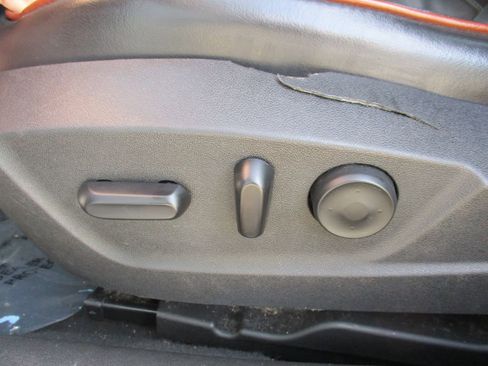 Used 2013 Chevrolet Malibu LTZ FWD image 12