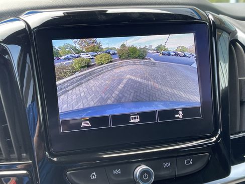 Used 2023 Chevrolet Traverse LT w/ LPO, Floor Liner Package image 30