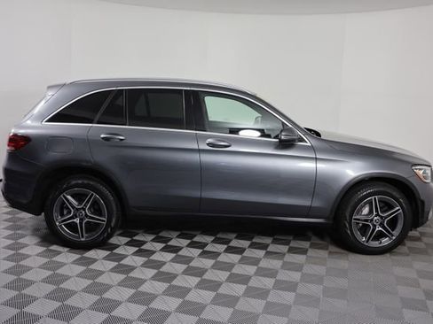 Used 2022 Mercedes-Benz GLC 300 4MATIC w/ AMG Line image 9