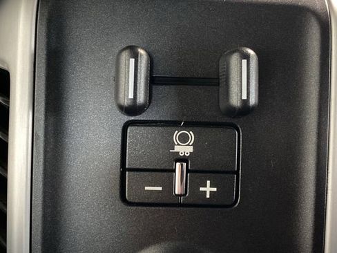 Used 2017 GMC Sierra 2500 SLT image 26