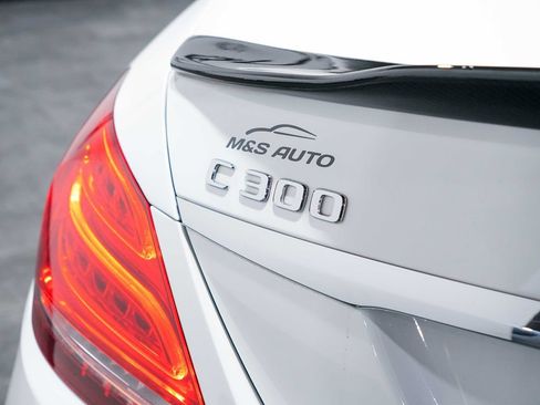 Used 2018 Mercedes-Benz C 300 Sedan image 11