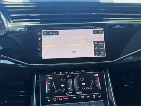 Used 2019 Audi Q8 Premium Plus AWD/4WD image 27