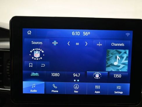 Used 2021 Ford Explorer XLT w/ Equipment Group 202A image 11