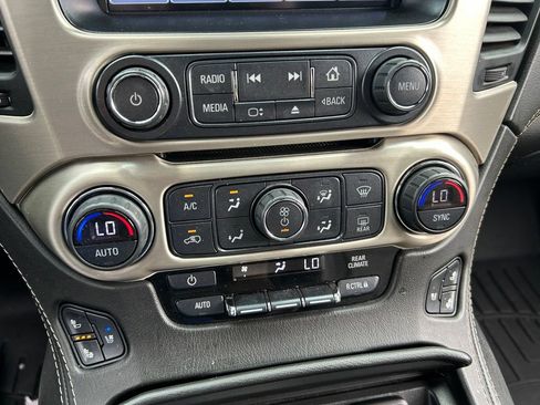 Used 2018 GMC Yukon Denali w/ Open Road Package AWD/4WD image 39