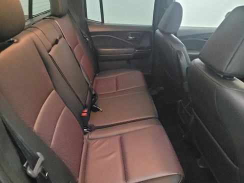 Used 2017 Honda Ridgeline Black Edition image 19
