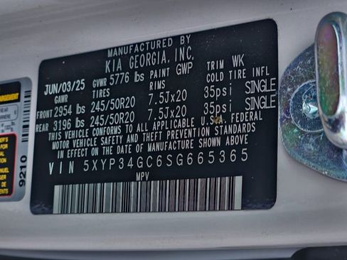 Used 2025 Kia Telluride EX image 34