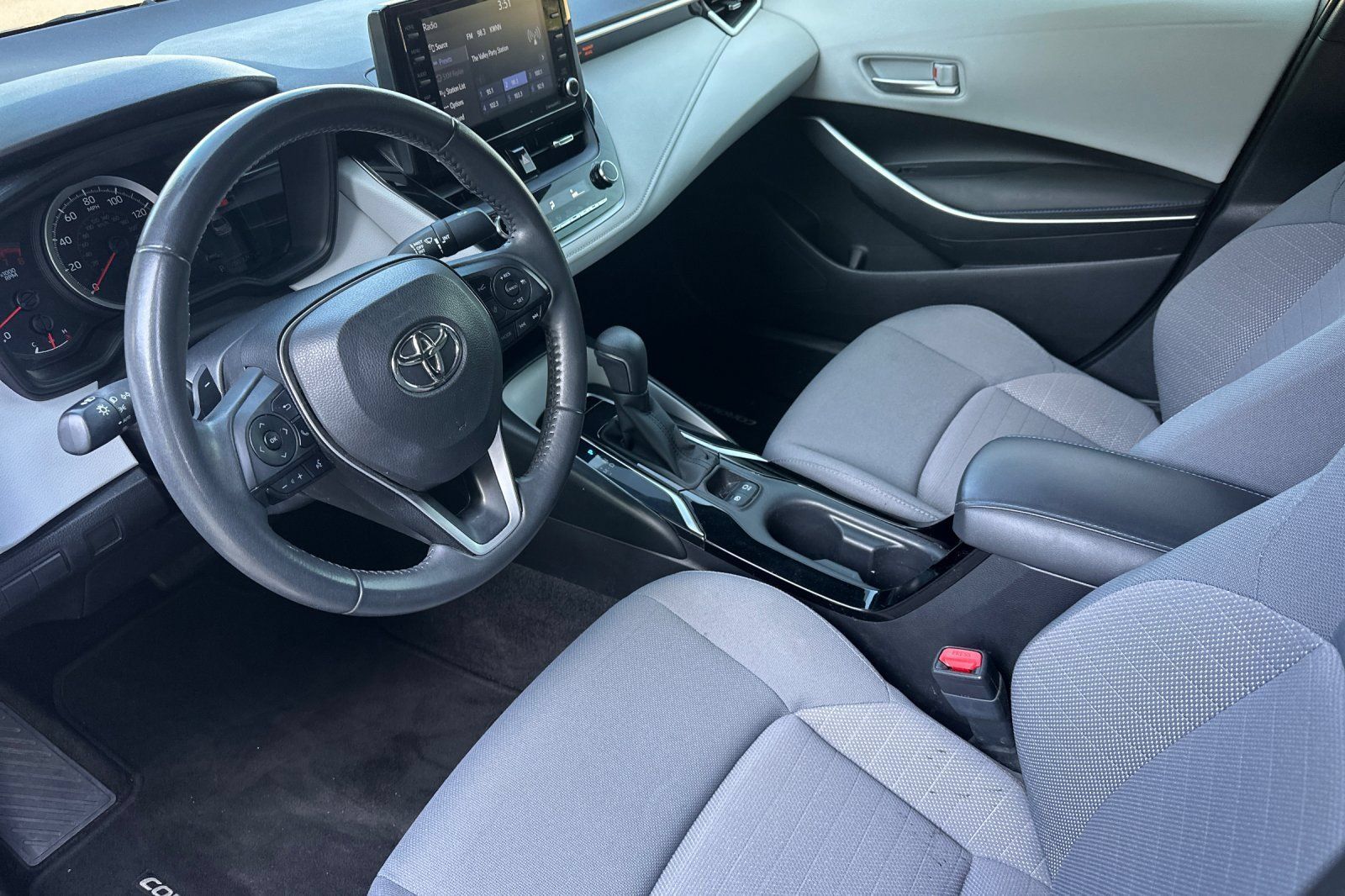 Used 2022 Toyota Corolla SE w/ Body Protection Package (TMS) FWD image 7