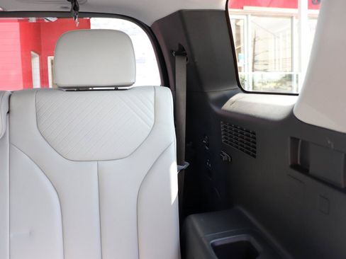 Used 2025 Hyundai Palisade SEL AWD/4WD image 26