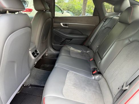 Used 2022 Hyundai Sonata SEL Plus w/ Winter Weather Package FWD image 10